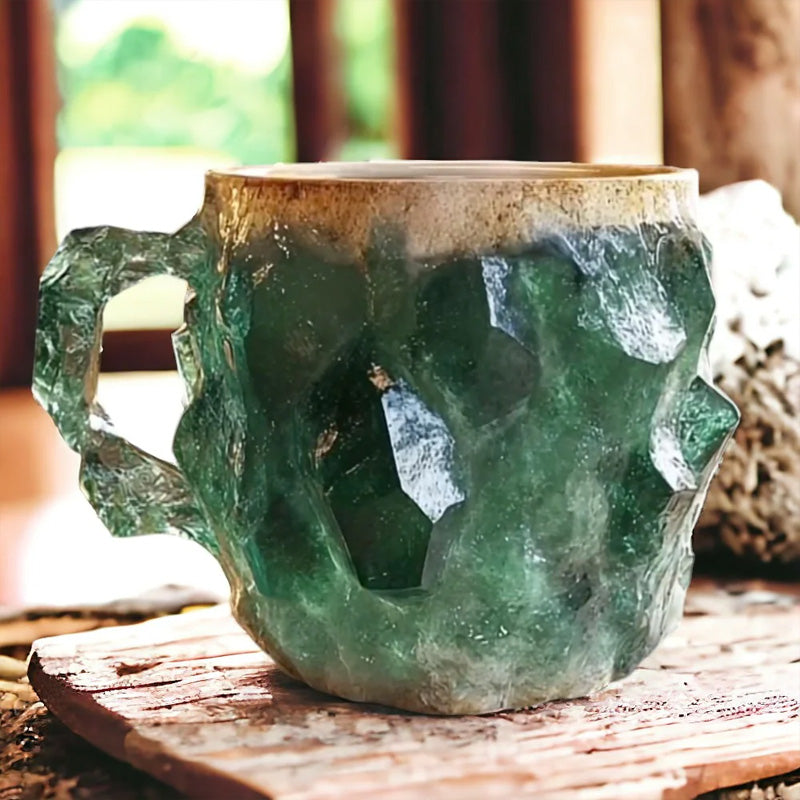 Kaffeetasse aus Mineralkristallimita