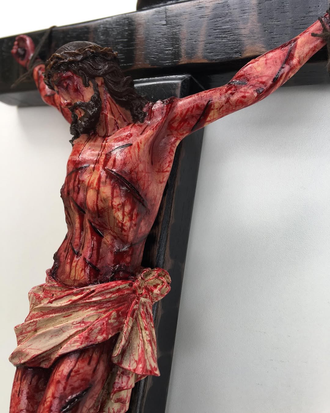 ✝️ Ein vorgesegnetes katholisches Geschenk: Osterkreuz-Dekoration