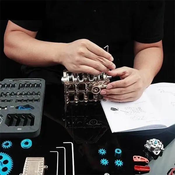 🎁Letzter Tag der Aktion – 49 % Rabatt 🎉 8-Zylinder Vollmetall-Automotor-Modell (3 Jahre Garantie)