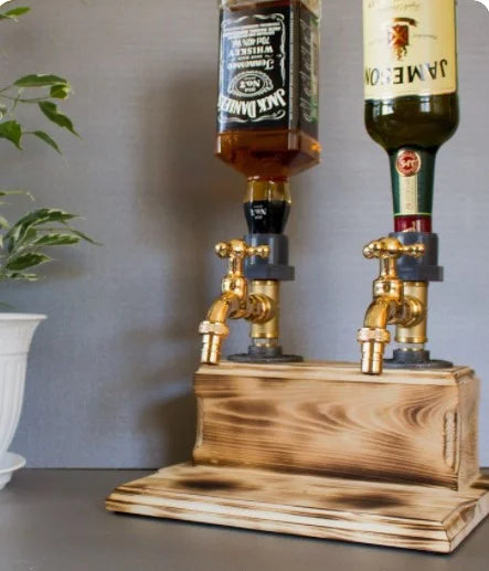 Whisky-Holzspender/Handgefertigter Alkoholspender aus Holz