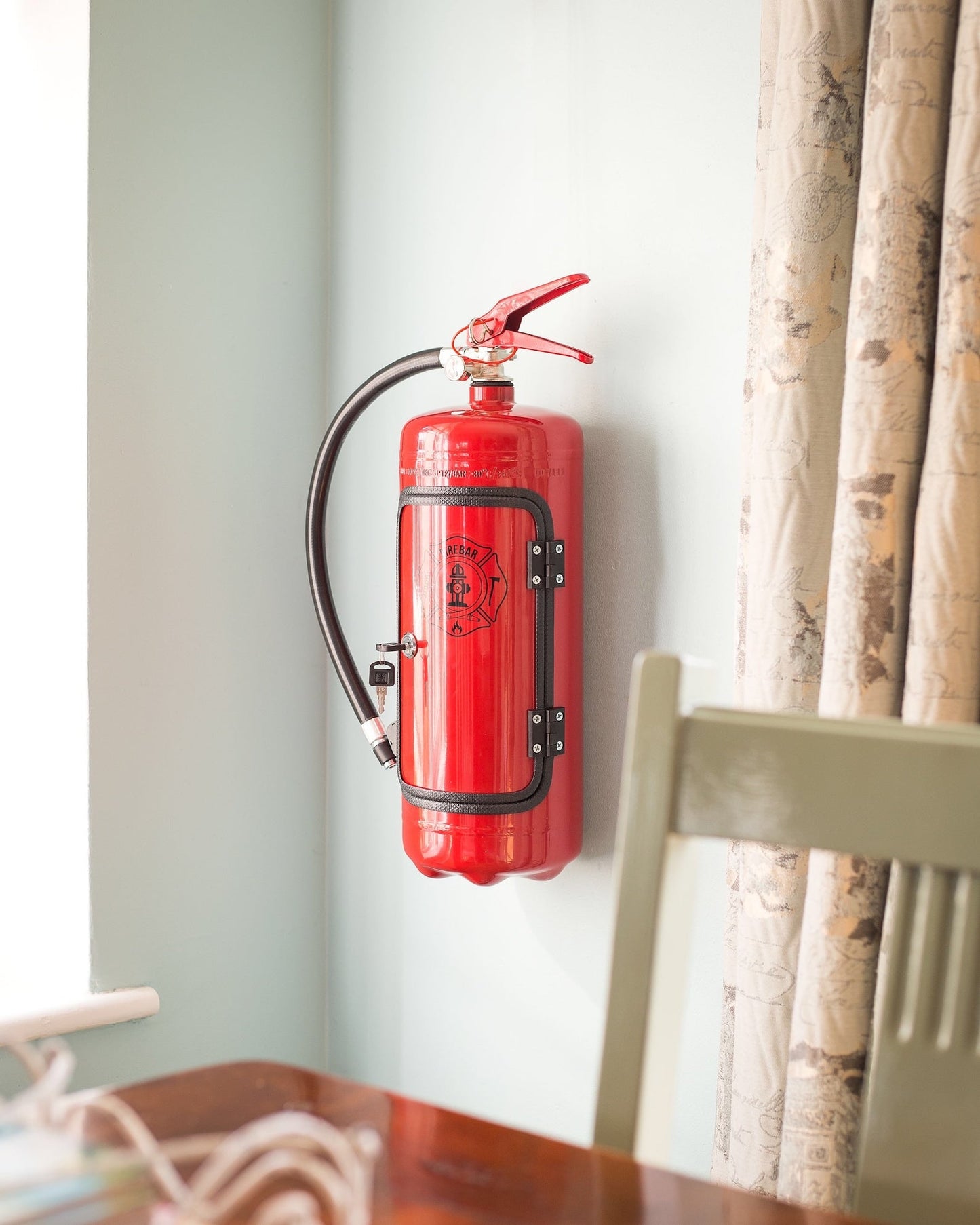 Neue Mini-Feuerlöscher-Weinschrank-Ornamente