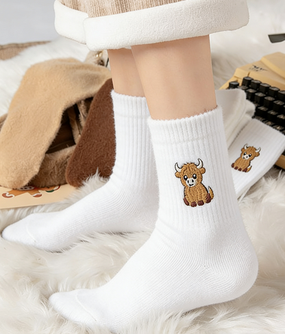 🔥 Niedliche, warme Plüschsocken für Damen mit gesticktem Hochlandrind-Motiv