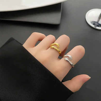 Der Ring, der eine liebevolle Umarmung symbolisiert