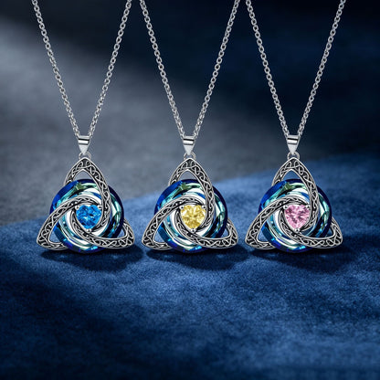 ✨Halskette mit Geburtsstein und keltischem Dreifachknoten – ein bedeutungsvolles Symbol für Liebe und Verbundenheit ❤️