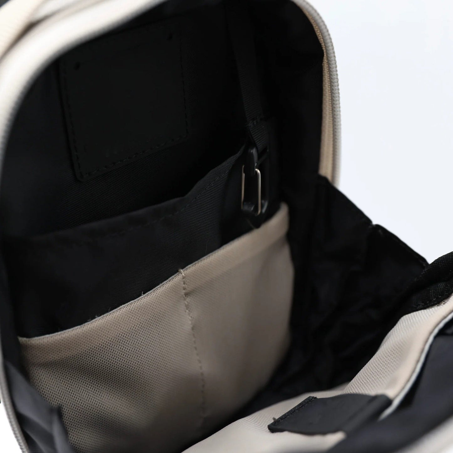 Magnetische Fitnesstasche