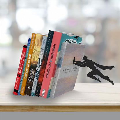 Superman-Bücherregal