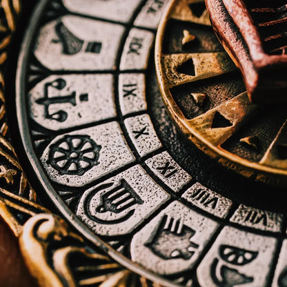 👁️‍🗨️Handgefertigter Tarot-Vision-Anhänger: Verbinde dich jederzeit mit der kosmischen Weisheit (Spickzettel enthalten)