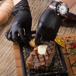 100/50 Stück schwarze Nitril-Einweghandschuhe